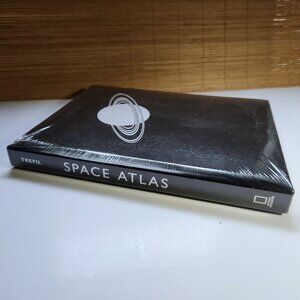 Space Atlas by James Trefil Hardcover National Geographic Society 2012 NEW